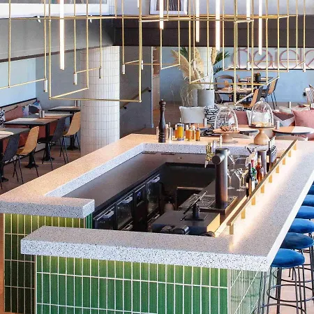 Ibis Aeroport Promenade Des Hotel 3*