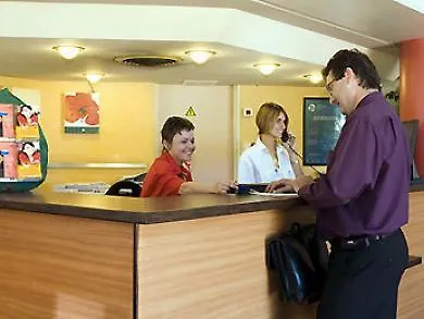 Ibis Aeroport Promenade Des Hotel