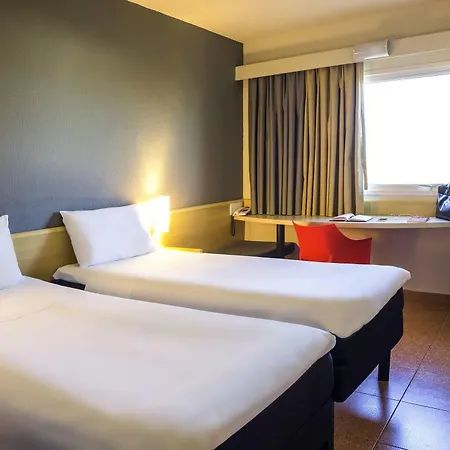Ibis Aeroport Promenade Des فندق
