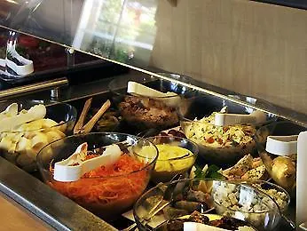 Ibis Aeroport Promenade Des 3* نيس