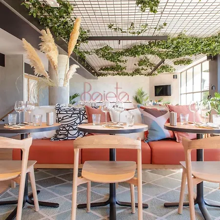 Hotel Ibis Aeroport Promenade Des 3*