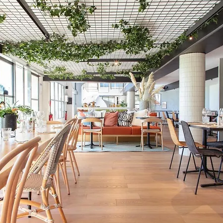 Ibis Aeroport Promenade Des Hotel 3*