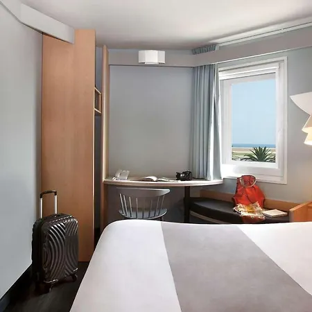 Ibis Aeroport Promenade Des 3* Nice