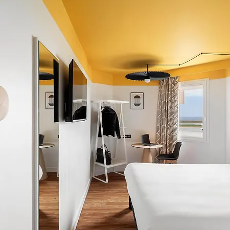 Hotel Ibis Aeroport Promenade Des 3*