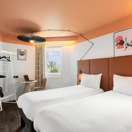Ibis Aeroport Promenade Des 3* Nice