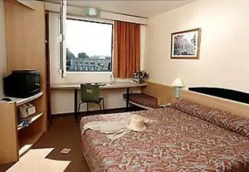 Hotel Ibis Aeroport Promenade Des Nice